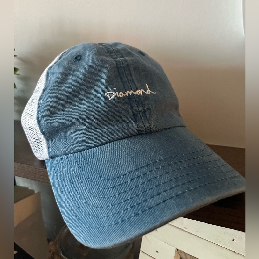 Diamond Hat Women’s